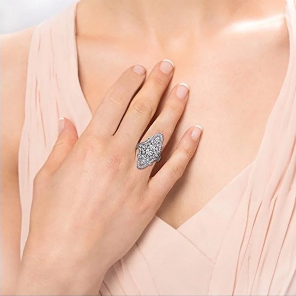 New Women 925 Silver Diamonds Ring - Picture 5 of 5